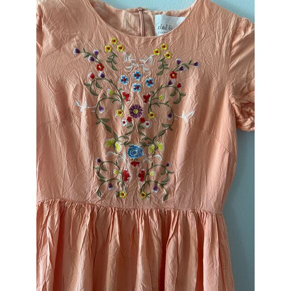 Clad And Cloth Dress Women’s XS Fit and Flare Embroidered Floral Peach Spring - Picture 3 of 10
